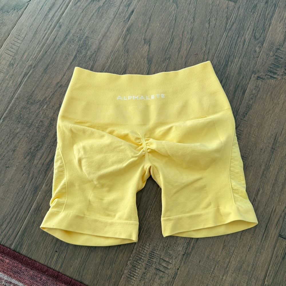 Alphalete Contour Short